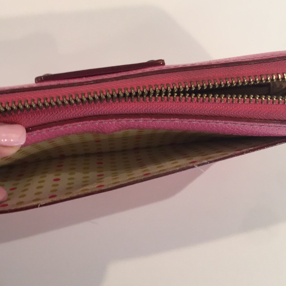 Kate Spade Pink zipper wallet GOOD condition - Picture 10 of 10